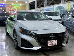 نیسان ئەلتیما